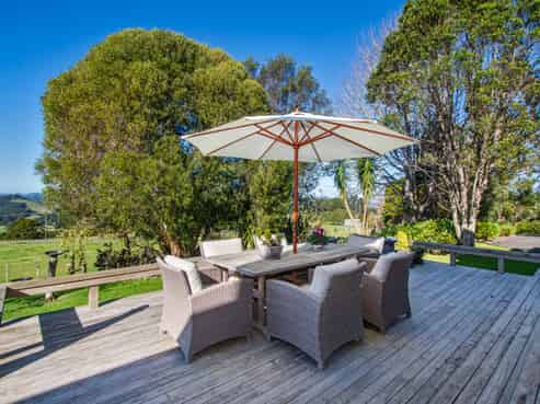 9 Lauries Drive, Kauri