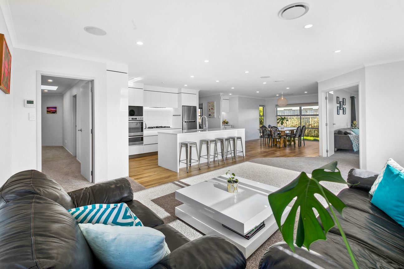 SPACIOUS FAMILY FRIENDLY LIFESTYLE - View 5