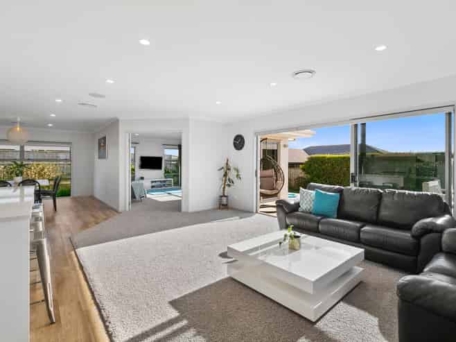 6 Northpoint Way, Bell Block