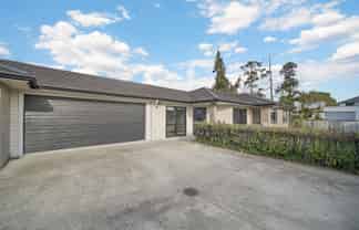 3 Mill Grove, Riverhead