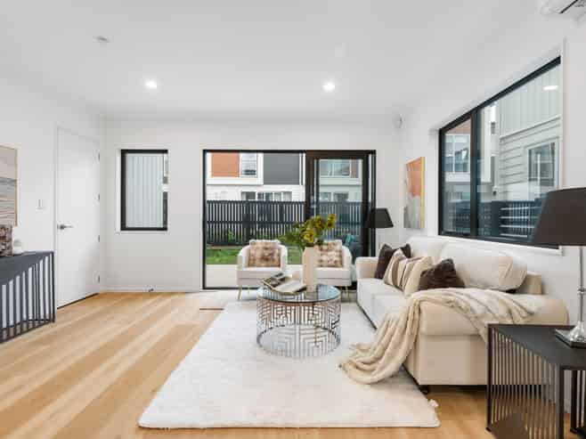 10 Longview Oak Lane, Rosehill