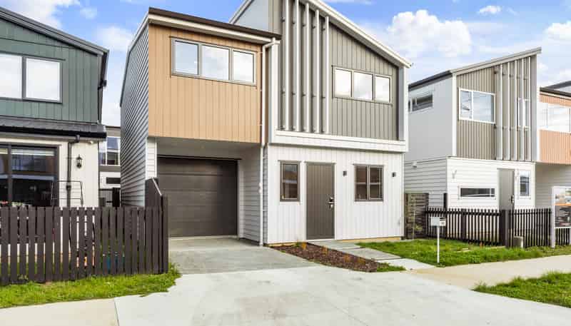 10 Longview Oak Lane, Rosehill