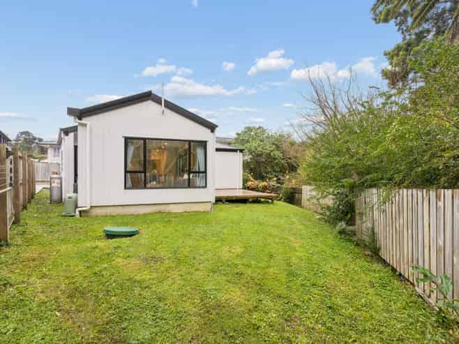 65A Woodside Road, Massey