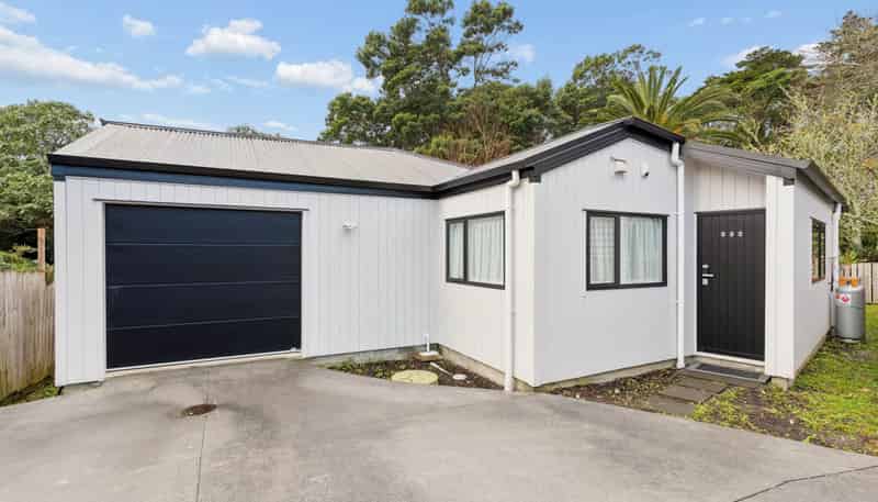 65A Woodside Road, Massey