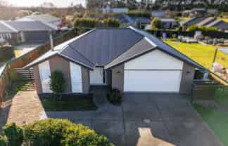 12 Vitruvius Way, LEESTON