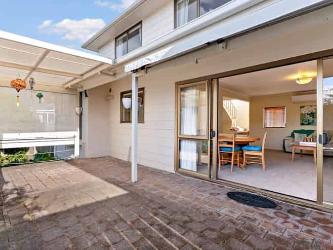 2/47 Uxbridge Road, Howick