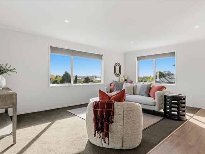35 Jane Way, Hairini