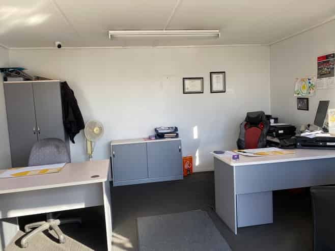 Profile Commercial Yard with Office & Workshop