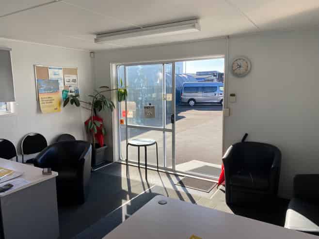 Profile Commercial Yard with Office & Workshop