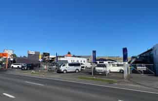 Profile Commercial Yard with Office & Workshop