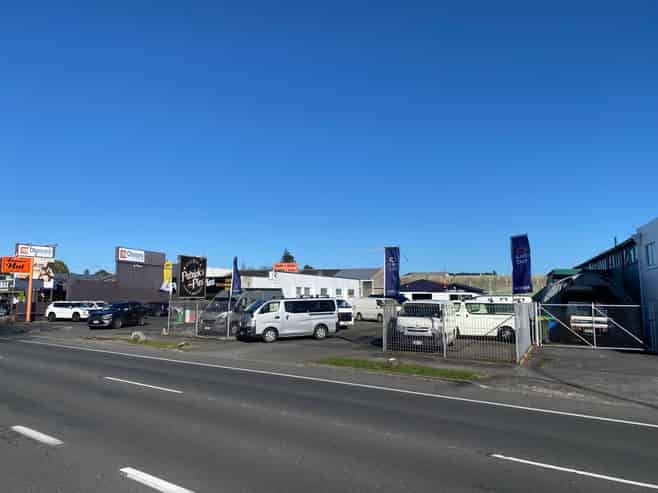 Profile Commercial Yard with Office & Workshop