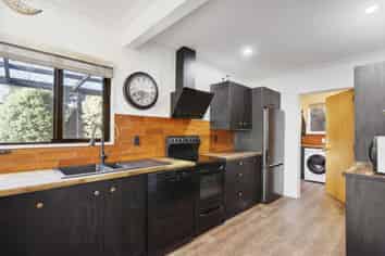 11 Stalkers Road, Woodend