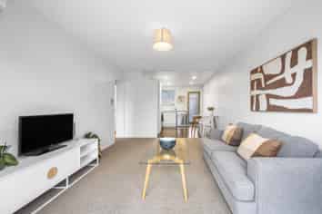 3/107 Charles Street, Waltham