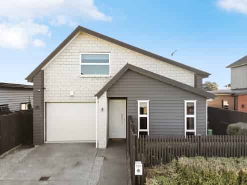 7 Lavinias Way, Chartwell