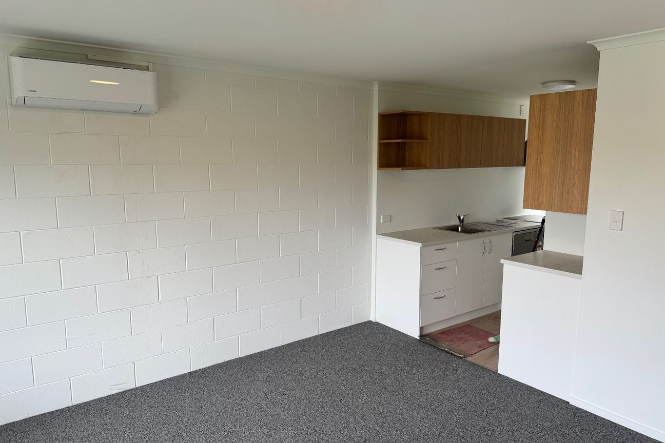 Fully Renovated Apartment - Ansicht 2