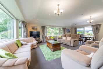 10 Kelk Road, Weston
