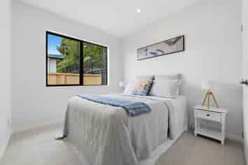 16 Rongoa Maori Way, Pukekohe