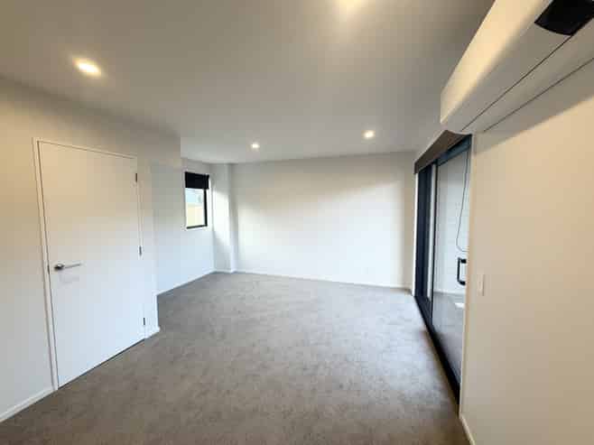 3/437 Worcester Street, Linwood