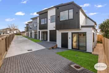209F Buckland Road, Mangere East