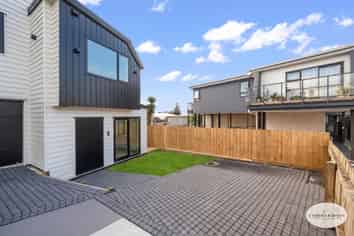 209F Buckland Road, Mangere East