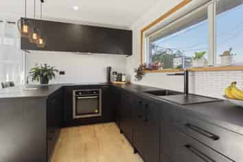 43 Veitches Road, Casebrook