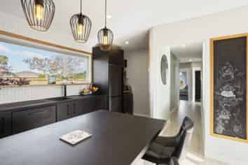 43 Veitches Road, Casebrook