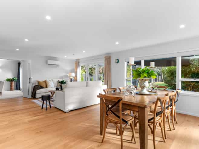 52B Memorial Avenue, Fendalton