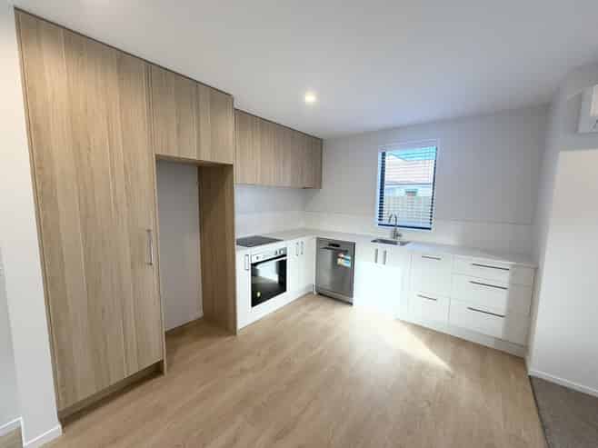4/437 Worcester Street, Linwood