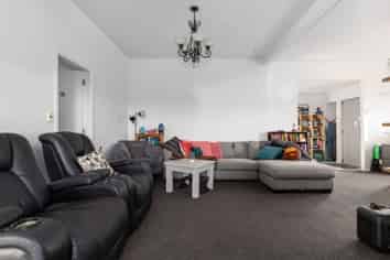 12 Rimutaka Street, PARAPARAUMU