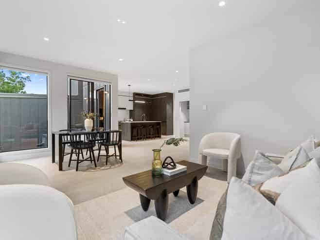 201E Hurstmere Road, Takapuna