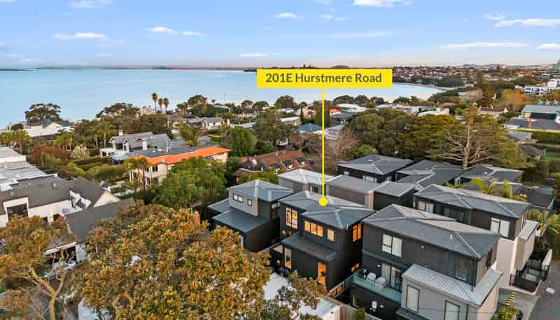 201E Hurstmere Road, Takapuna