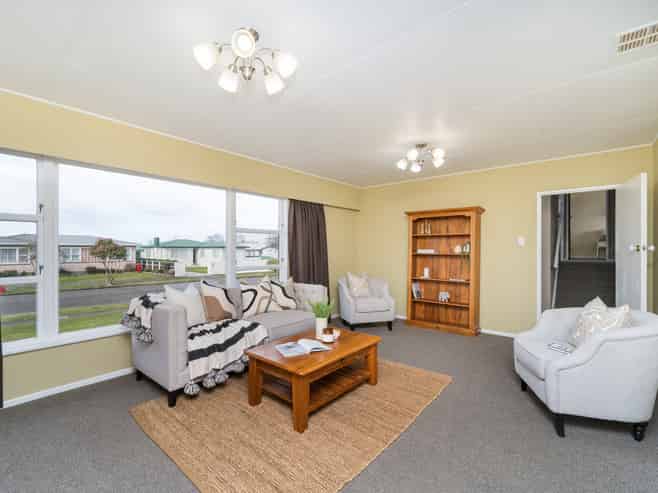 6 Norrie Street, Feilding