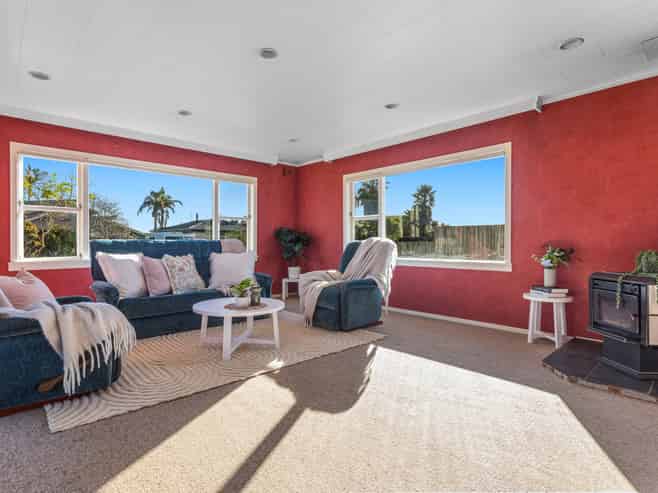 98 Riverside Drive, Whakatane