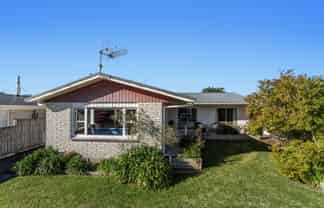 98 Riverside Drive, Whakatane