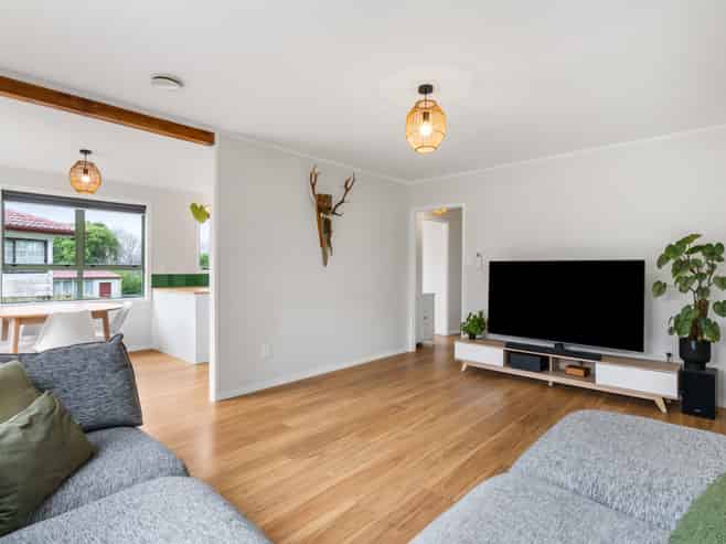 23 Luanda Drive, Ranui