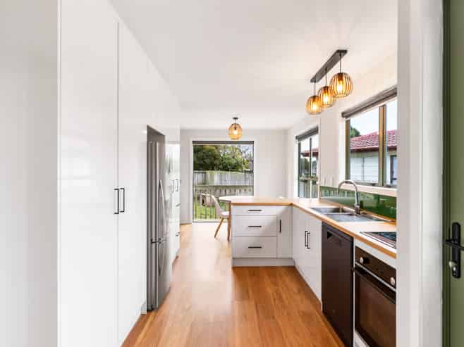 23 Luanda Drive, Ranui