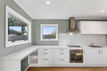 3/3 Merton Crescent, Pirimai
