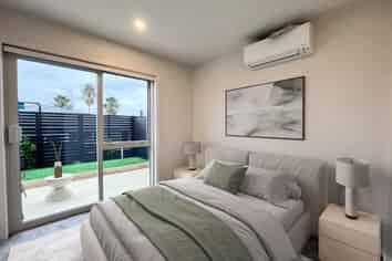 16/9 Aeroview Drive, Beach Haven