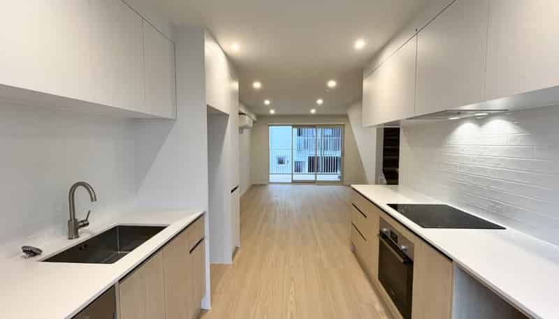 16/9 Aeroview Drive, Beach Haven