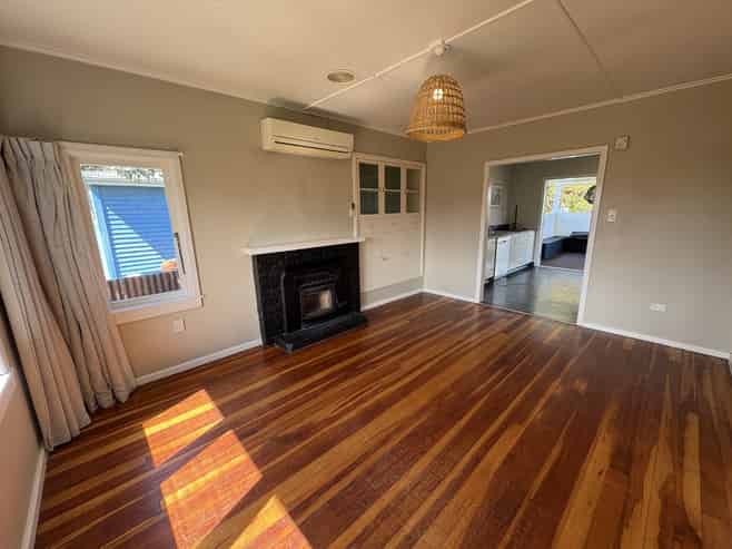 298 Clifton Road, Te Awanga