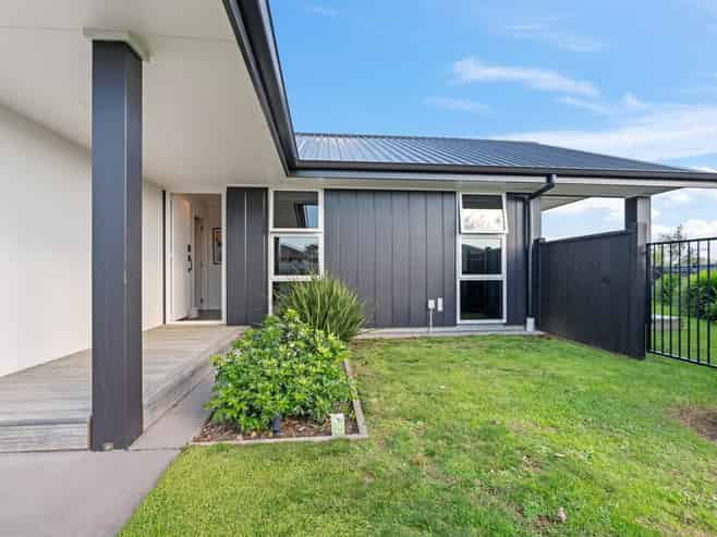 31 Aratapu Street, Waitara