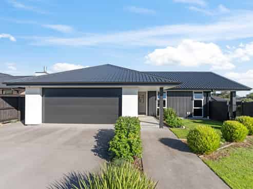 31 Aratapu Street, Waitara