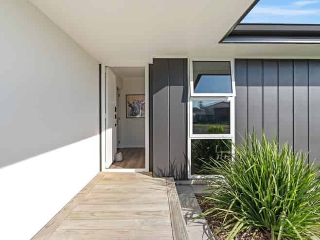 31 Aratapu Street, Waitara
