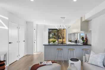 27F Barbados Drive, Unsworth Heights