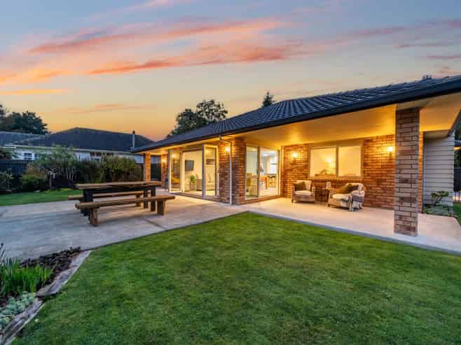 14 Pokaka Street, Birchville
