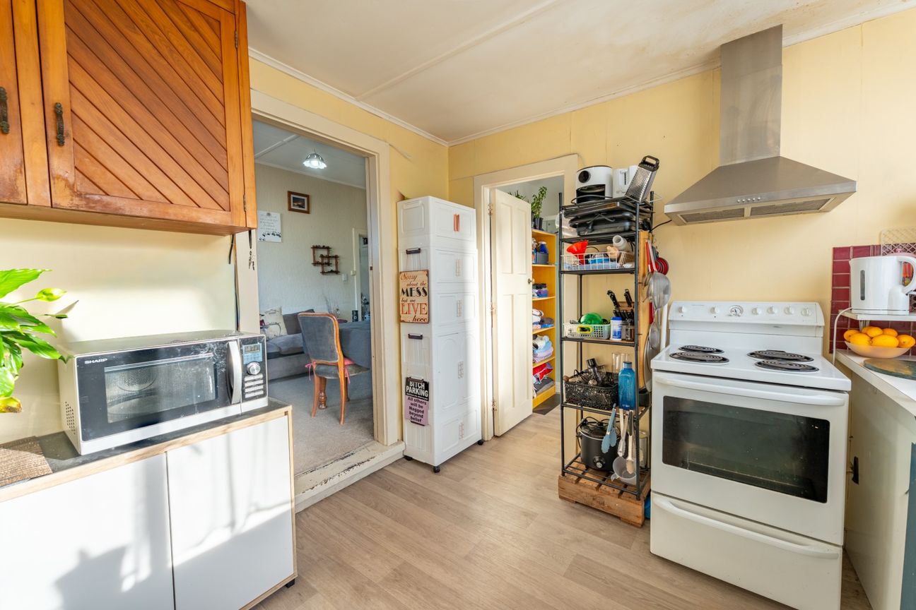 Twice the rent, one great investment - Mehr