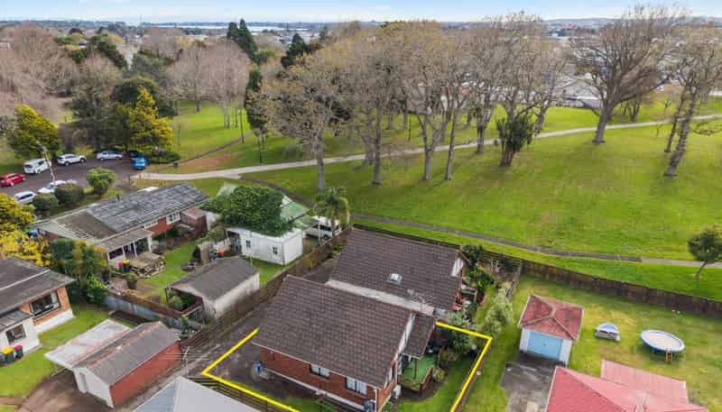2/6 Chapel Street, Papakura