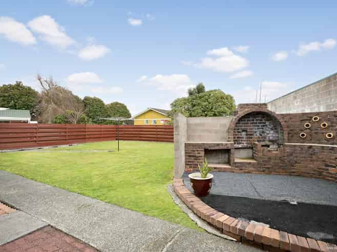 2/9 Cooper Place, Papakura