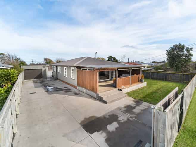 38 Hedges Street, Sanson