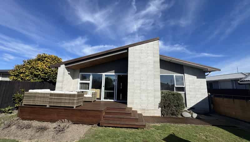 52 Dunster Street, Burnside